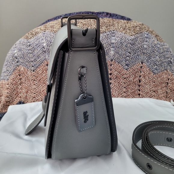 💕SOLD💕 Coach 1941 courier crossbody Heather grey - Picture 7 of 12